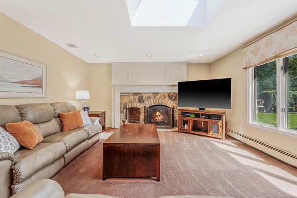 Fireplace, Interior, Living room, Recessed Lighting