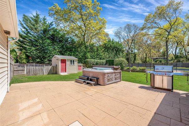 Backyard, Exterior, Hot Tub