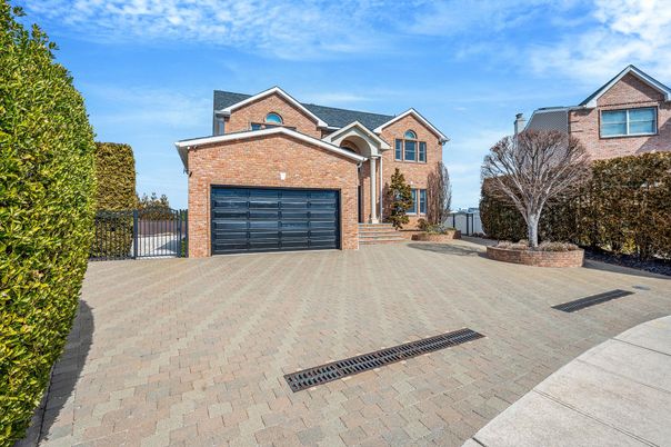Attached, Exterior, Facade, Brick Facade, Brick Traditional