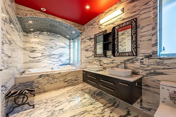 Bathroom, Dual Sink Vanities, Interior, Marble, Marble Walls, Recessed Lighting