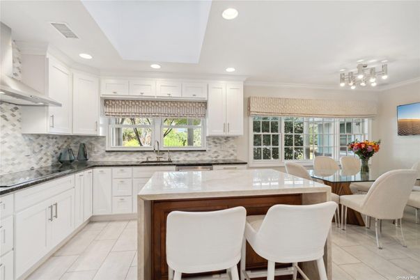Dining room, Interior, Kitchen, Recessed Lighting