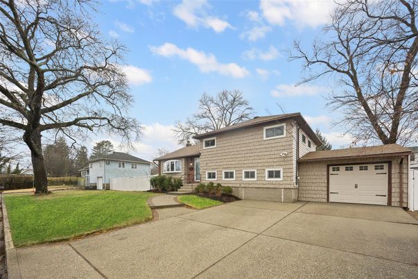 Backyard, Detached Garage, Exterior