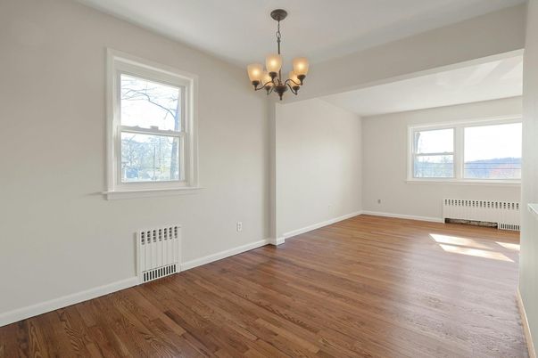 Chandelier, Empty room, Interior, Wood Texture Flooring