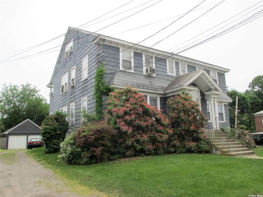 Detached Garage, Exterior, Facade, American Foursquare