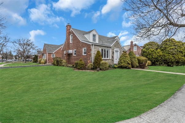 Exterior, Facade, Brick Facade, Tudor Revival