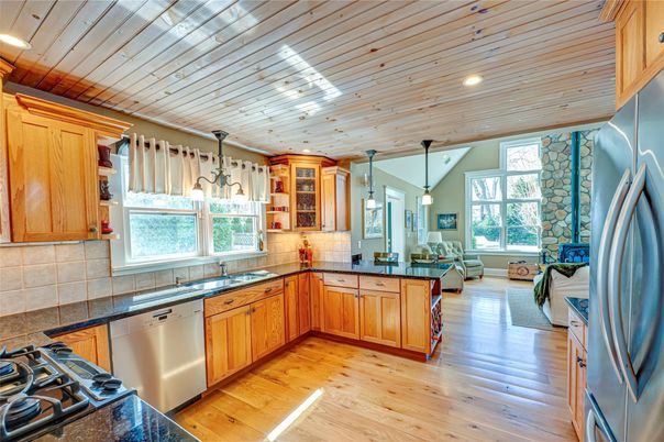 Interior, Kitchen, Living room, Pendant Lights, Recessed Lighting, Stainless Steel Appliances, Wooden Ceilings, Wood Texture Flooring