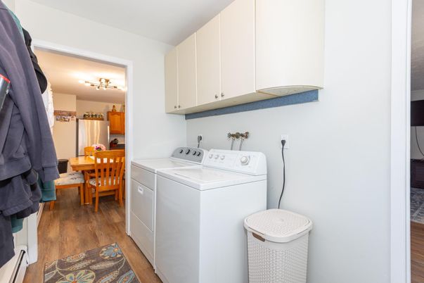 Dining room, Interior, Washer, Wood Texture Flooring