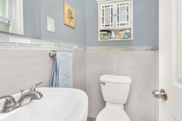 Bathroom, Free Standing Baths, Interior