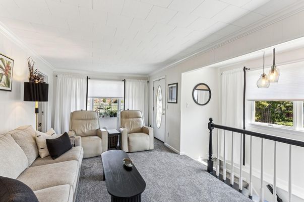 Interior, Living room, Pendant Lights