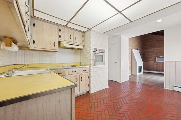 Interior, Kitchen, Recessed Lighting