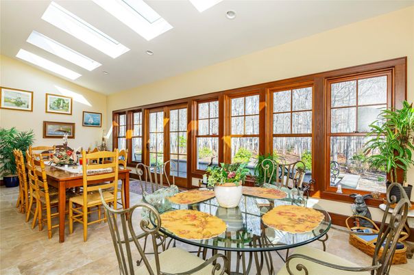 Dining room, Interior, Recessed Lighting