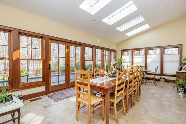 Dining room, Interior, Recessed Lighting