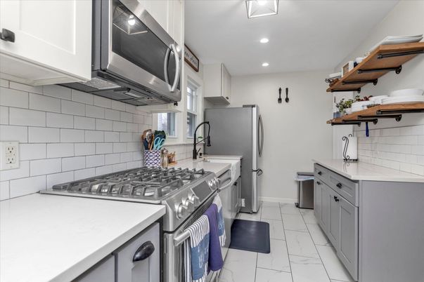 Interior, Kitchen, Marble, Recessed Lighting, Stainless Steel Appliances