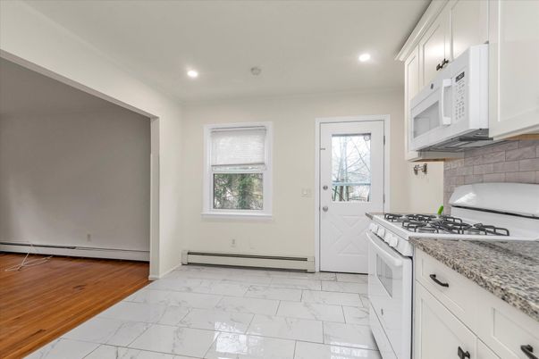 Interior, Kitchen, Marble, Recessed Lighting