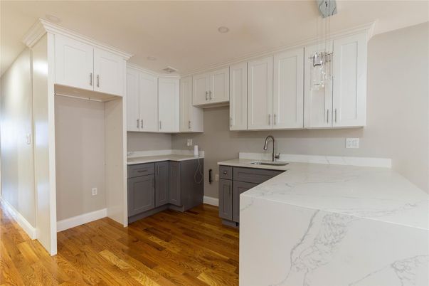 Interior, Kitchen, Pendant Lights, Recessed Lighting, Wood Texture Flooring