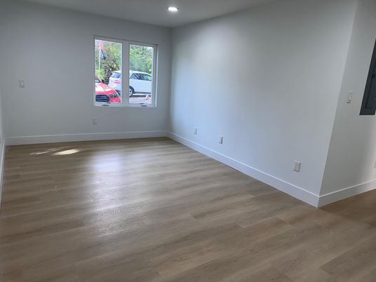 Empty room, Interior, Recessed Lighting, Wood Texture Flooring