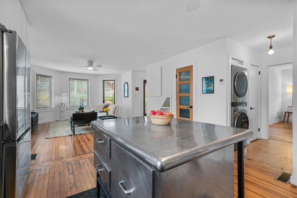 Interior, Kitchen, Living room, Washer, Wood Texture Flooring