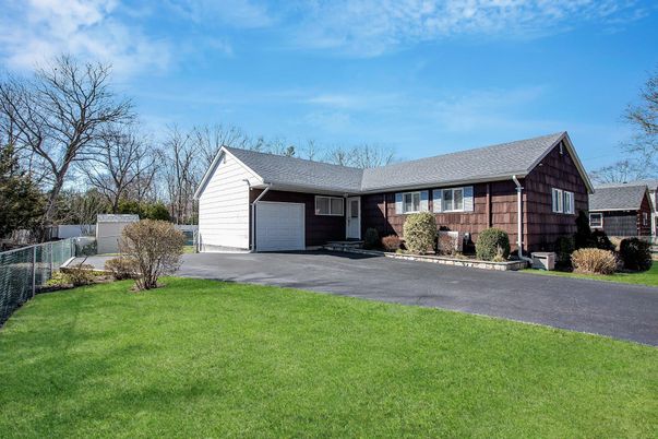 Attached, Backyard, Exterior, Facade, Brick Facade, Ranch