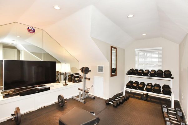 Fitness Equipment, Interior, Recessed Lighting, Wood Texture Flooring