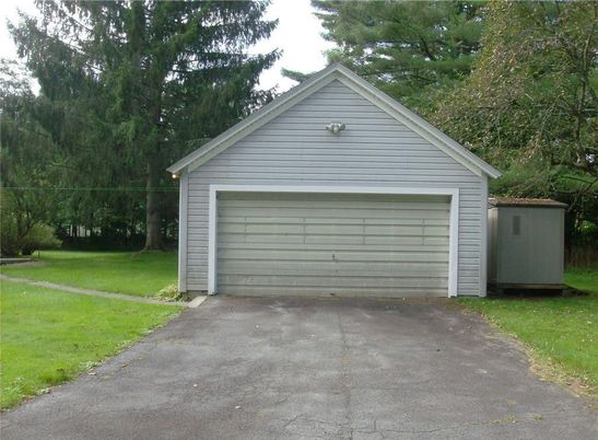 Detached Garage, Exterior