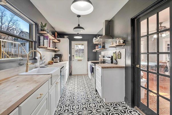 Interior, Kitchen, Stainless Steel Appliances