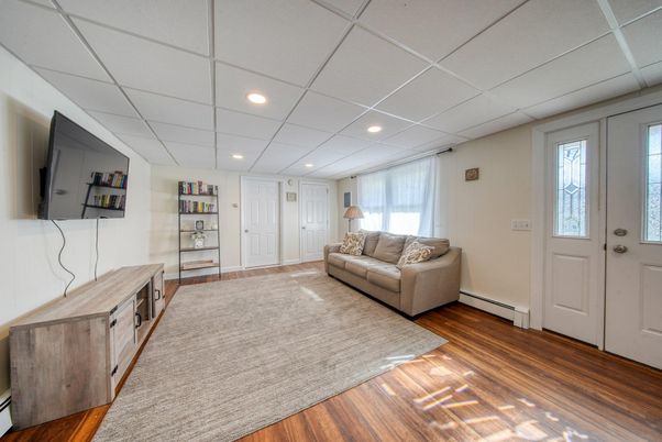 Interior, Living room, Recessed Lighting, Wood Texture Flooring