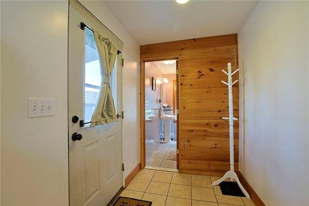 Bathroom, Interior, Recessed Lighting, Wooden Walls