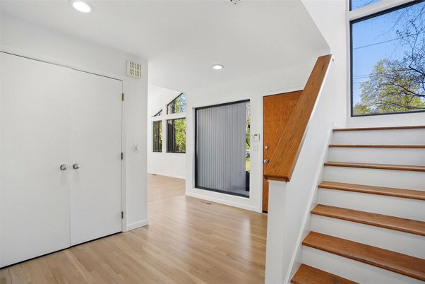 Interior, Recessed Lighting, Wood Texture Flooring