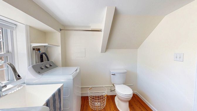 Interior, Washer, Wood Texture Flooring