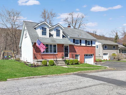 Attached, Exterior, Facade, Brick Facade, Cape Cod