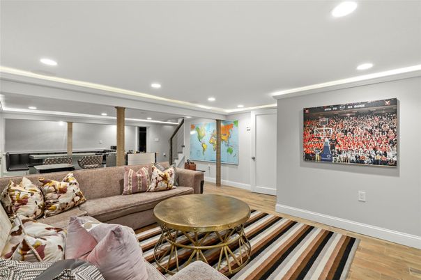 Interior, Living room, Recessed Lighting, Wood Texture Flooring