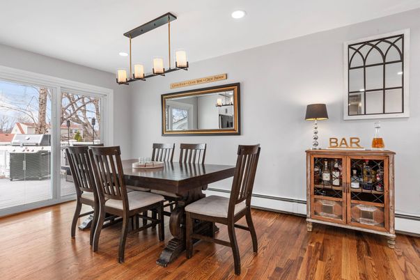 Chandelier, Dining room, Interior, Recessed Lighting, Wood Texture Flooring