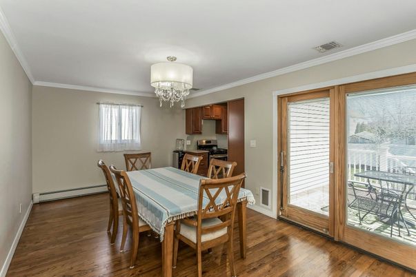 Chandelier, Dining room, Interior, Kitchen, Wood Texture Flooring