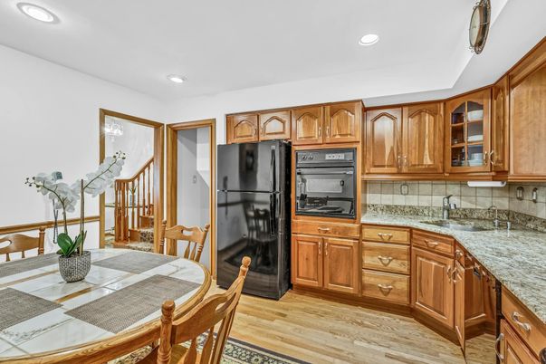 Dining room, Interior, Kitchen, Recessed Lighting, Wood Texture Flooring