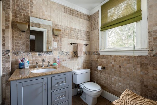 Bathroom, Interior, Stone Walls
