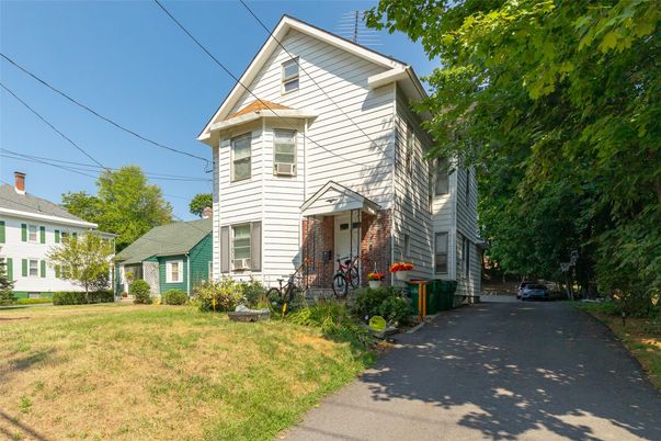 Exterior, Facade, Brick Facade, Queen Anne Victorian