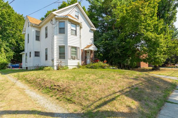 Exterior, Facade, Brick Facade, Queen Anne Victorian