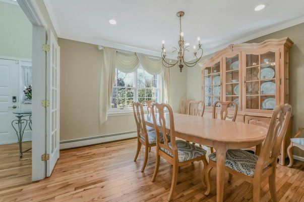 Chandelier, Dining room, Interior, Recessed Lighting, Wood Texture Flooring