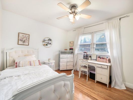 Bedroom, Home Office, Interior, Wood Texture Flooring
