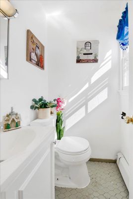 Bathroom, Interior