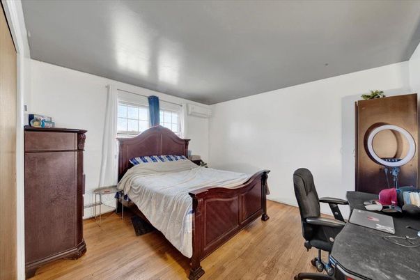 Bedroom, Home Office, Interior, Wood Texture Flooring