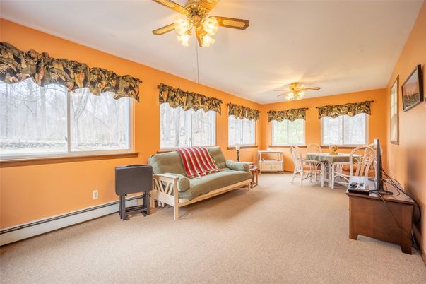 Dining room, Interior
