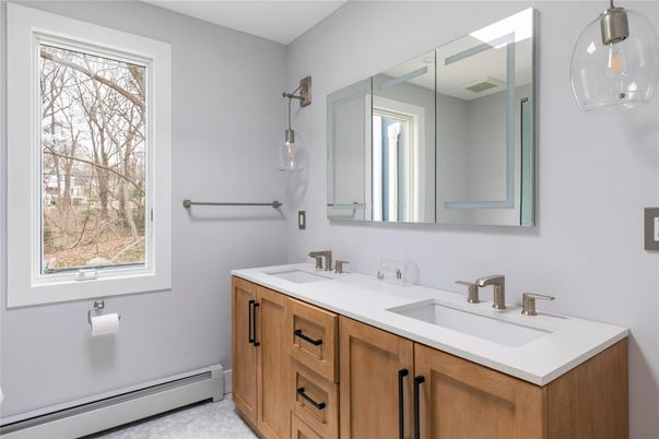 Bathroom, Dual Sink Vanities, Interior, Pendant Lights