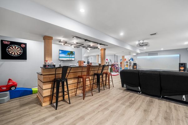 Interior, Recessed Lighting, Wood Texture Flooring