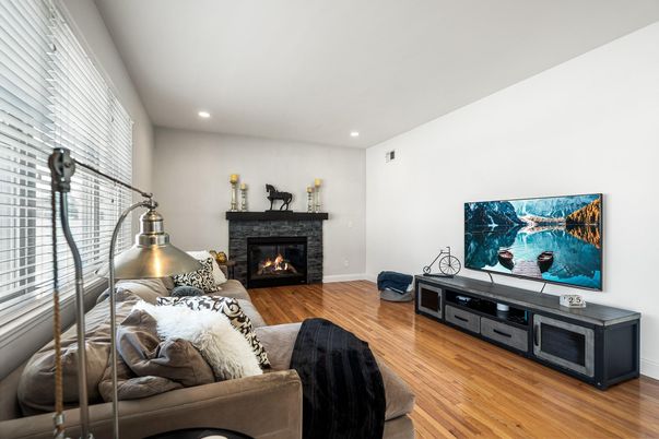 Fireplace, Interior, Living room, Recessed Lighting, Wood Texture Flooring