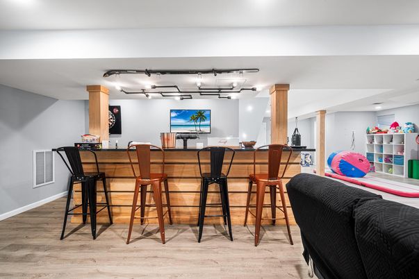 Interior, Recessed Lighting, Wood Texture Flooring