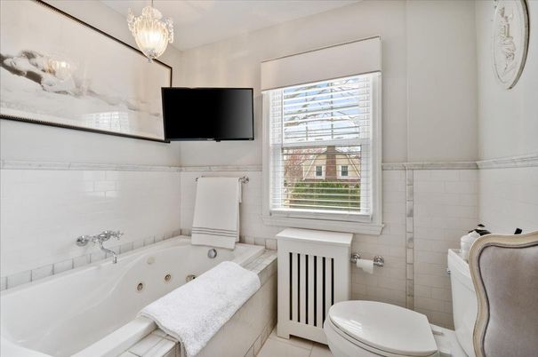 Bathroom, Interior, Pendant Lights