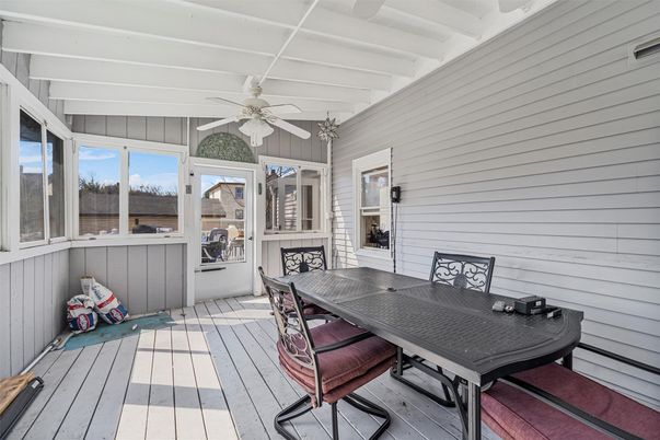 Exterior, Interior, Sun Room