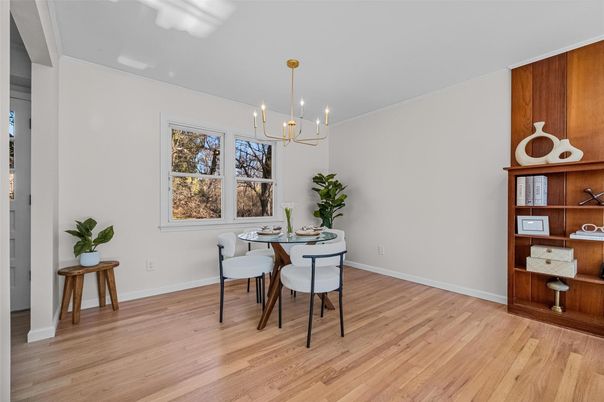 Chandelier, Dining room, Interior, Pendant Lights, Wood Texture Flooring