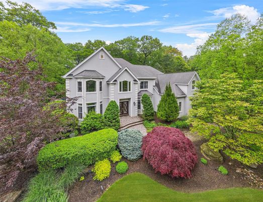 Backyard, Exterior, Facade, Farmhouse